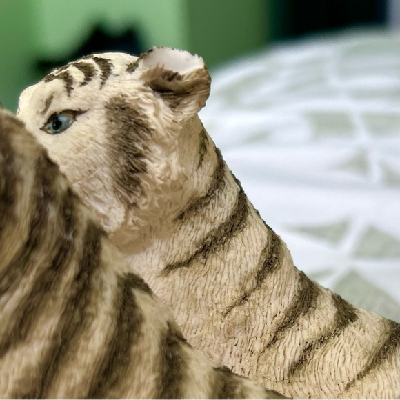 Vintage 3D White Tigers "True Love" Animal Lovers Collectible Home Decor Art - Picture 10 of 12